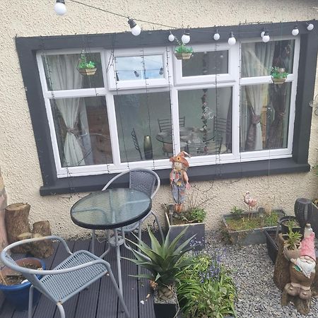 Nanny Bambi'S Highland Hoose Apartment Inverness Ruang foto