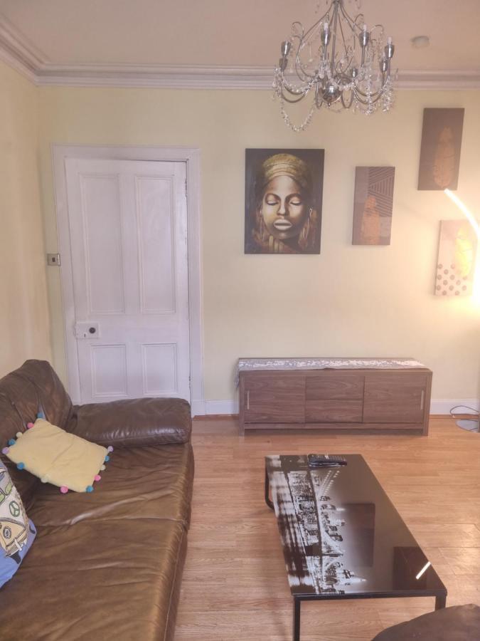 Nanny Bambi'S Highland Hoose Apartment Inverness Bagian luar foto
