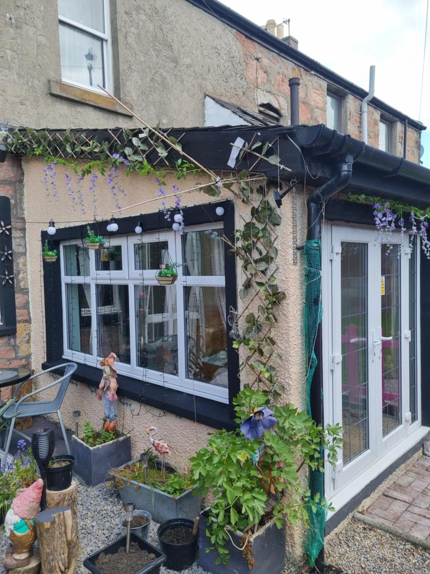 Nanny Bambi'S Highland Hoose Apartment Inverness Ruang foto